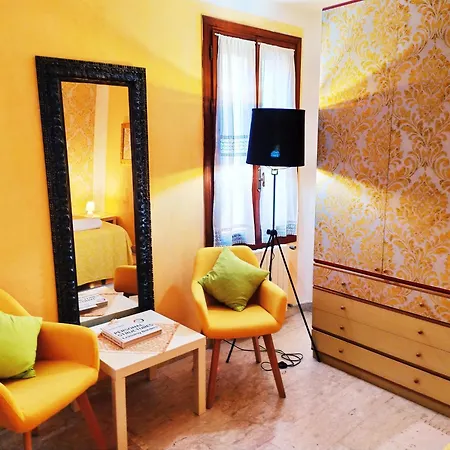 Two Steps From Rialto Bridge 招待所 威尼斯