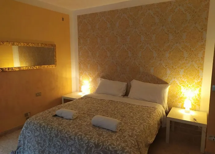 Two Steps From Rialto Bridge 威尼斯