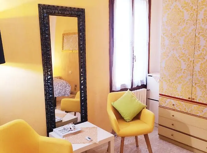 Affittacamere Two Steps From Rialto Bridge Venezia