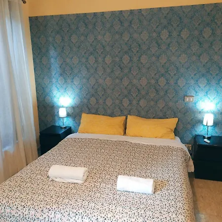 Two Steps From Rialto Bridge Guest house