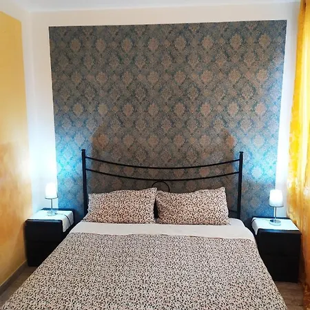 Two Steps From Rialto Bridge Guest house *