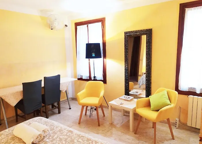 Casa de hóspedes Two Steps From Rialto Bridge Veneza