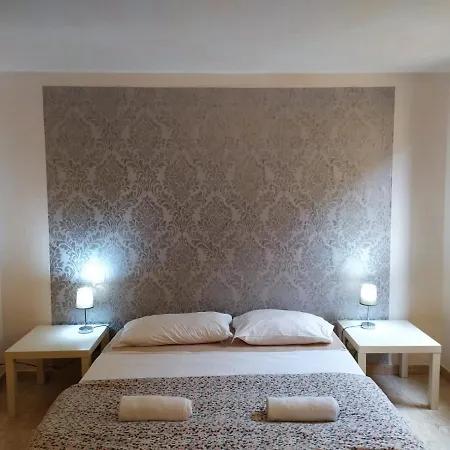 Casa de hóspedes Two Steps From Rialto Bridge Veneza