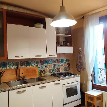 Casa de hóspedes Two Steps From Rialto Bridge Veneza